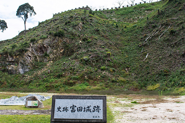 月山富田城